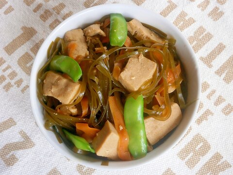 昆布と高野豆腐の煮物